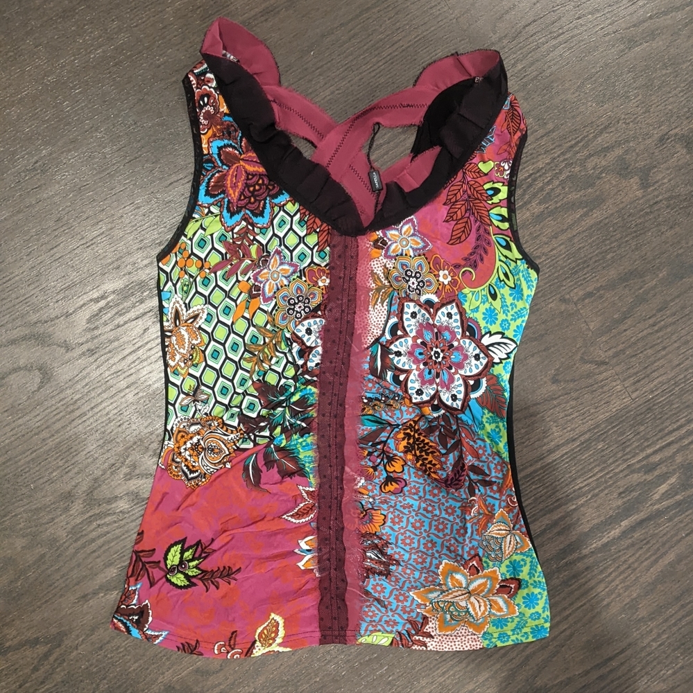 Like New from France Women's Patterned Tank with Ruffle Detail made by Garella